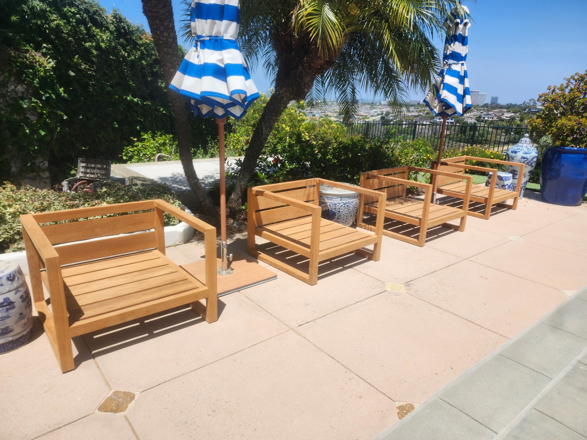 Hilltop Patio Set