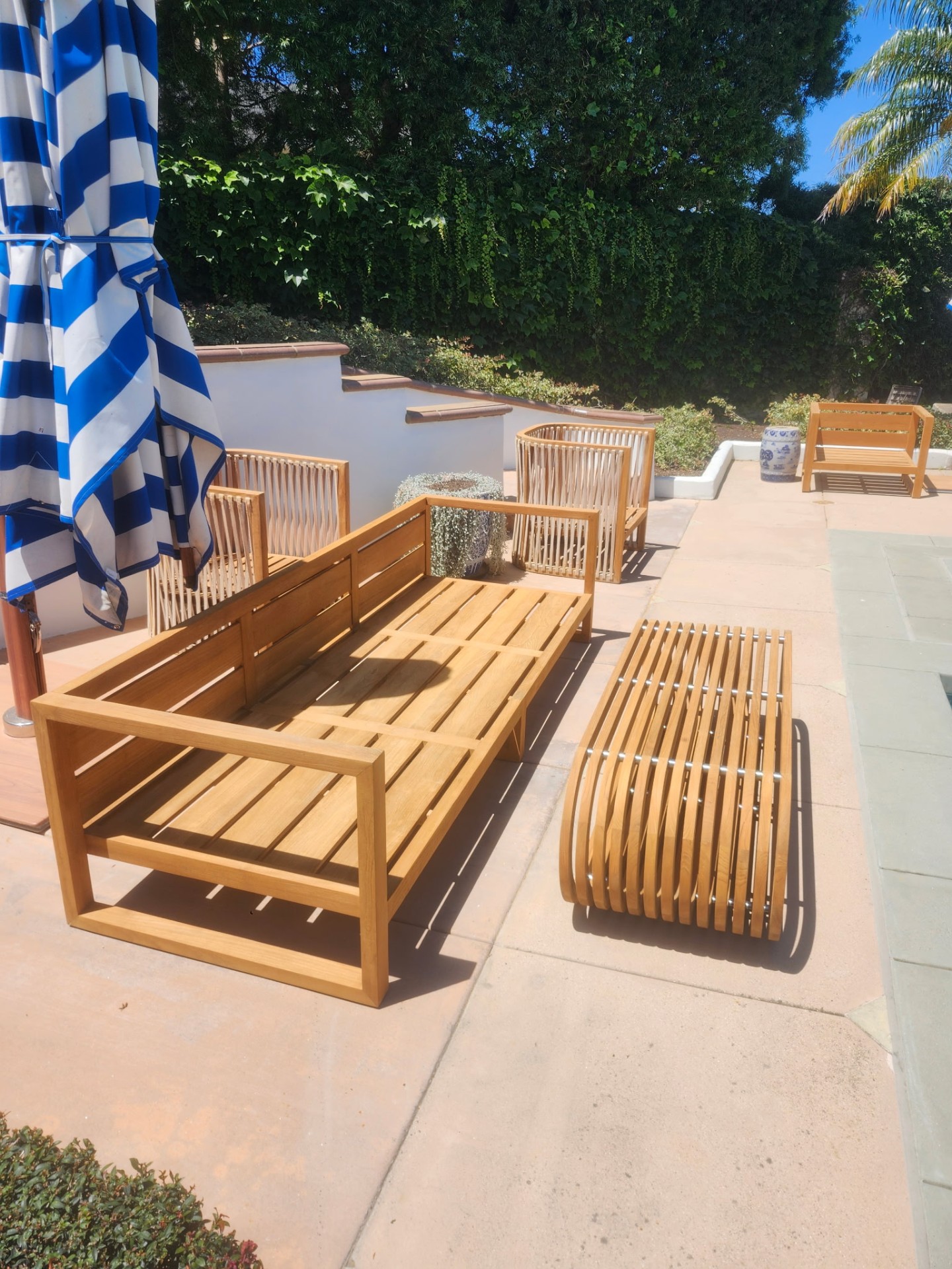 Poolside Daybed and Lounger
